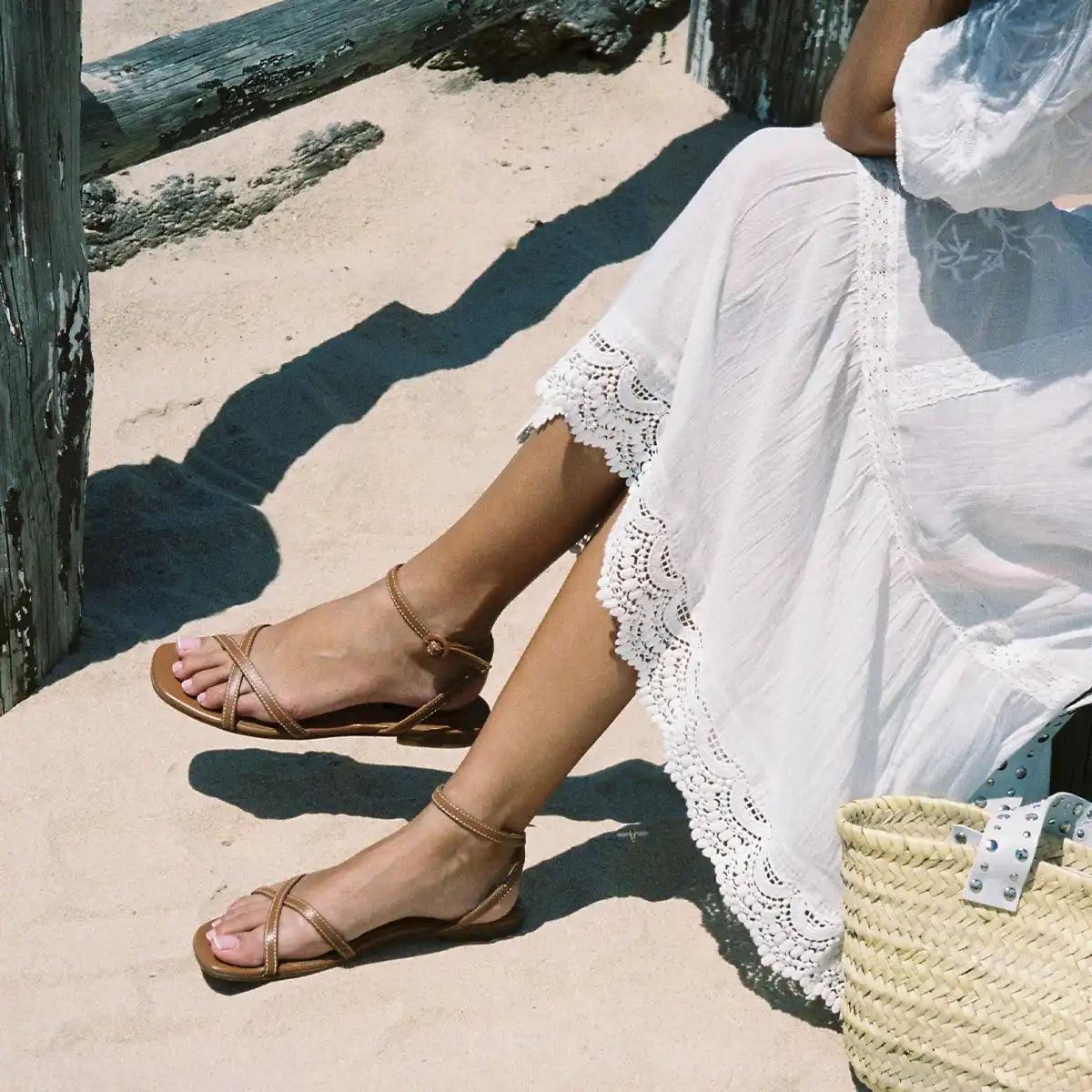 The Flat Sandal - Saddle Nappa