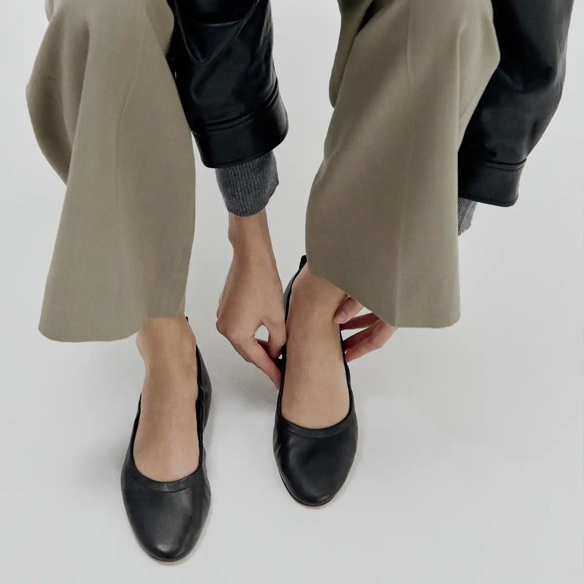 The Pascale - Black Nappa