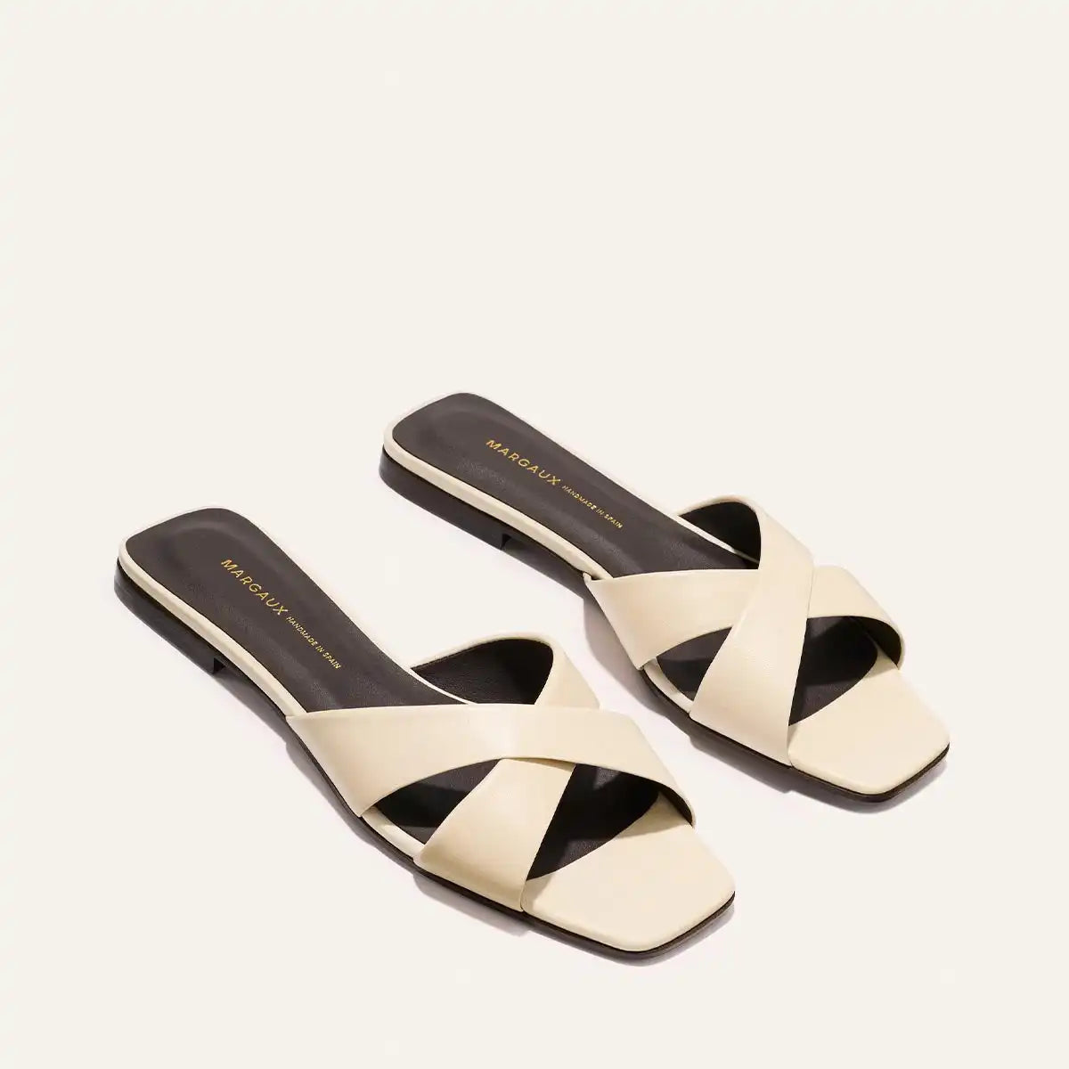 The Selene Flat Sandal - Ivoire Nappa
