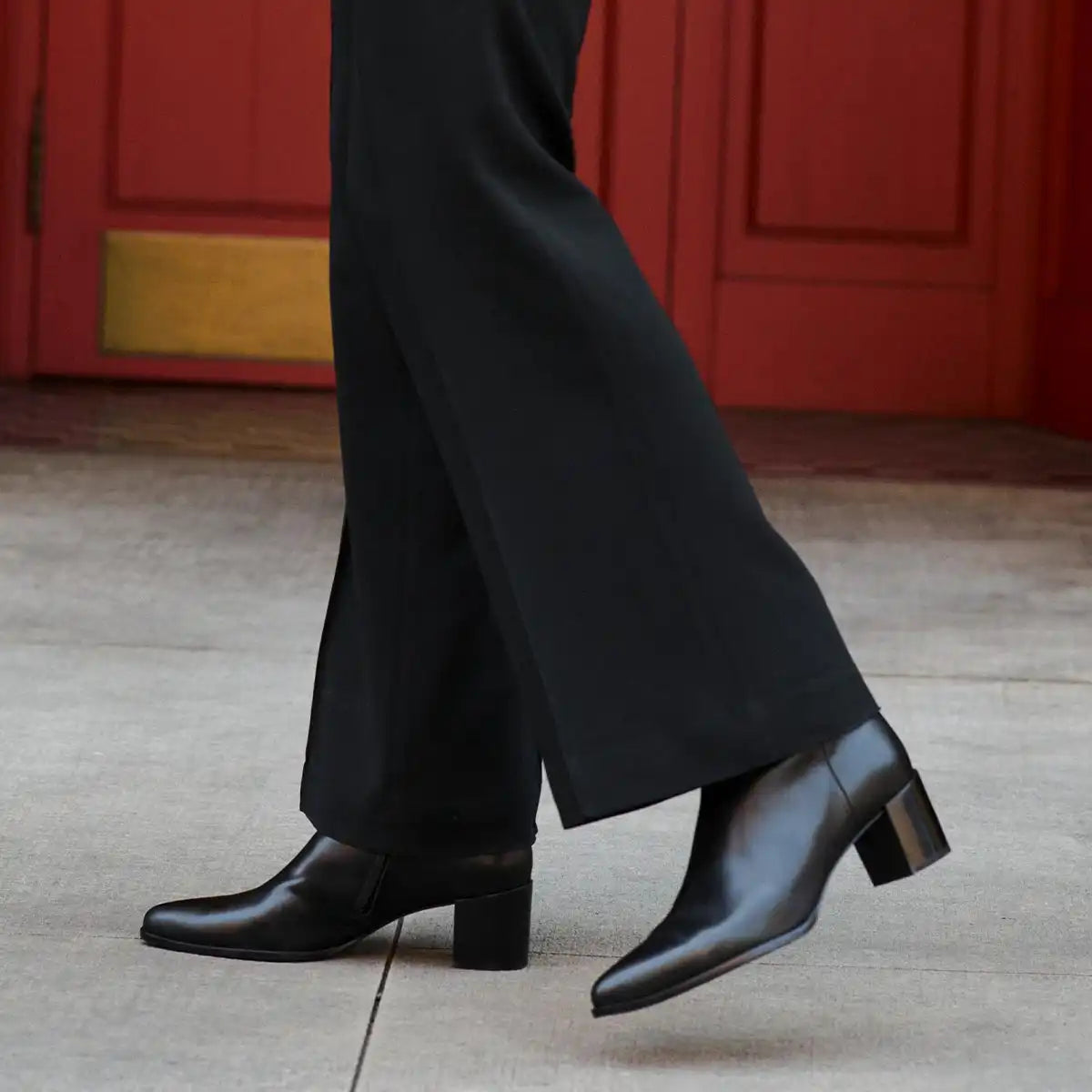 The Downtown Boot - Black Calf