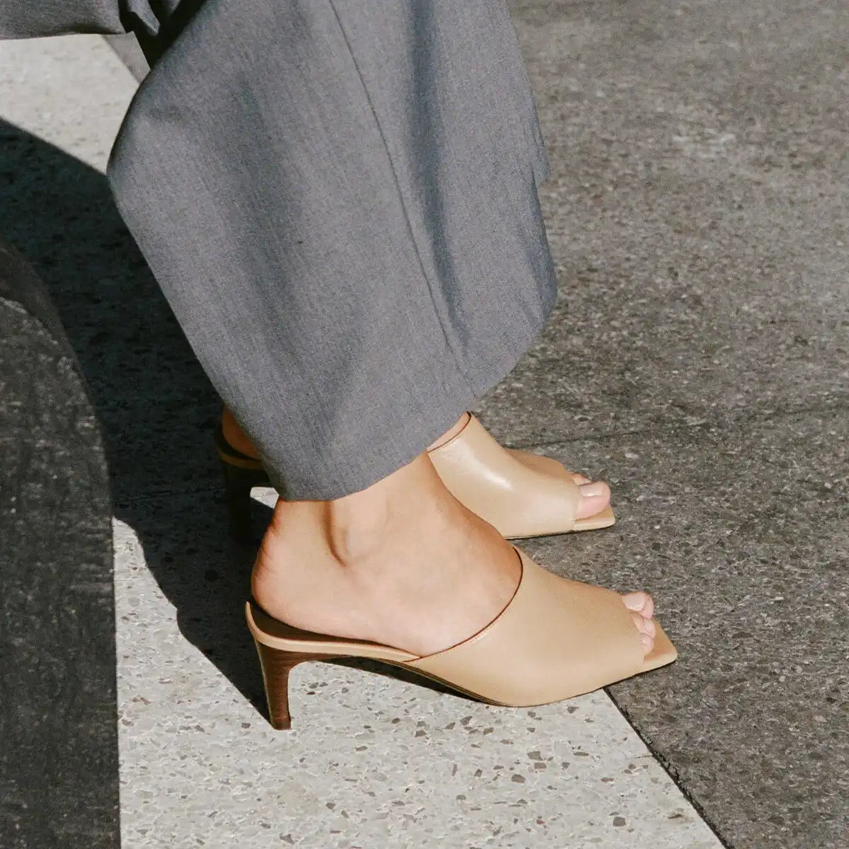 The Naomi 50 - Praline Nappa