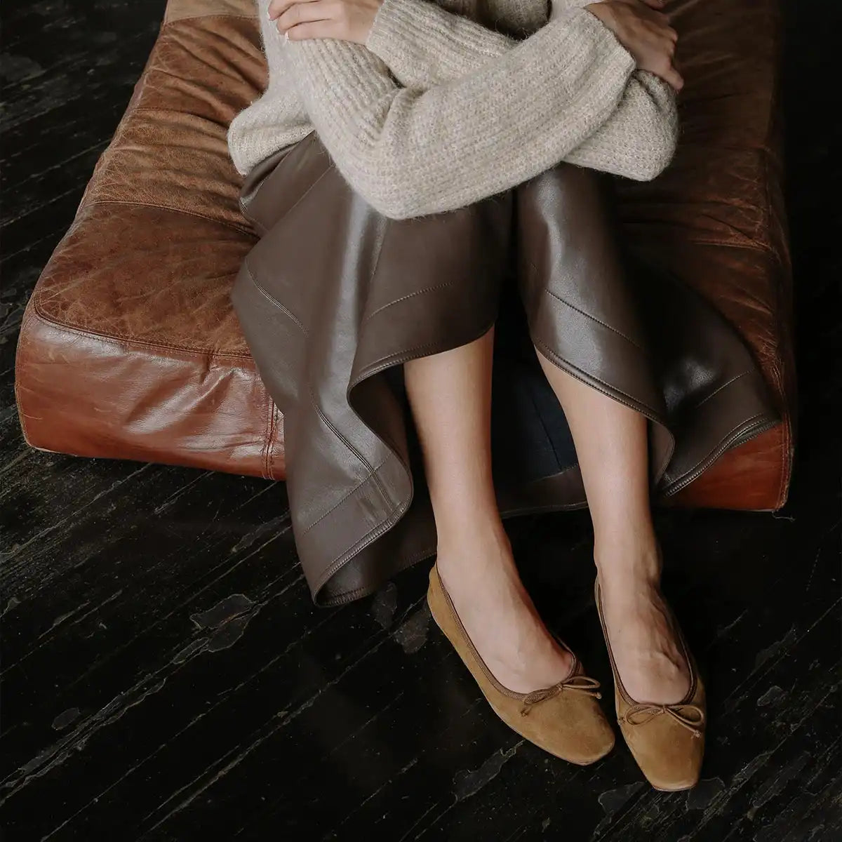 The Fonteyn - Cedar Suede